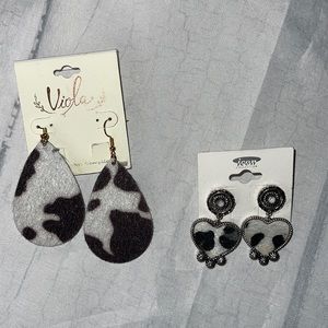 3️⃣$20! 2 PAIR OF COW PRINT EARRINGS